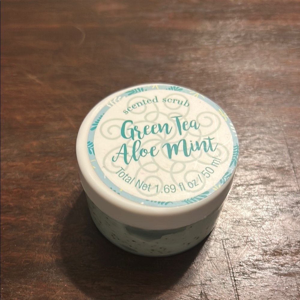 Green Tea Aloe Mint Scented Scrub